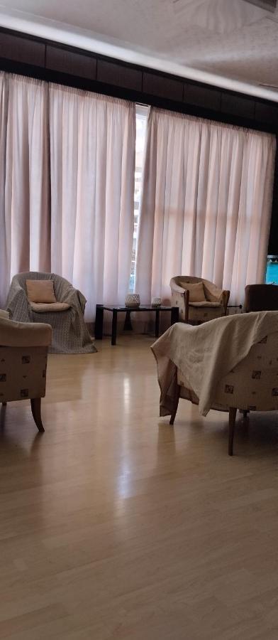 Kekrops Hotel 루트라 에디프수 외부 사진