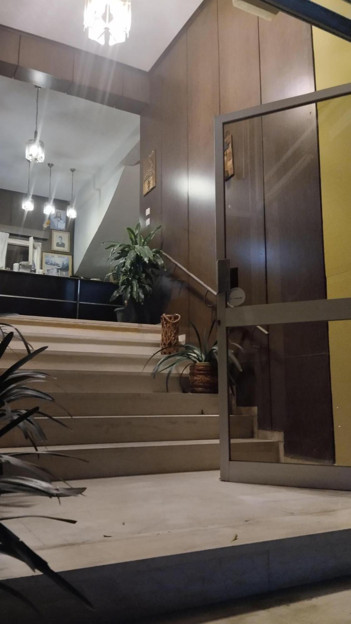Kekrops Hotel 루트라 에디프수 외부 사진