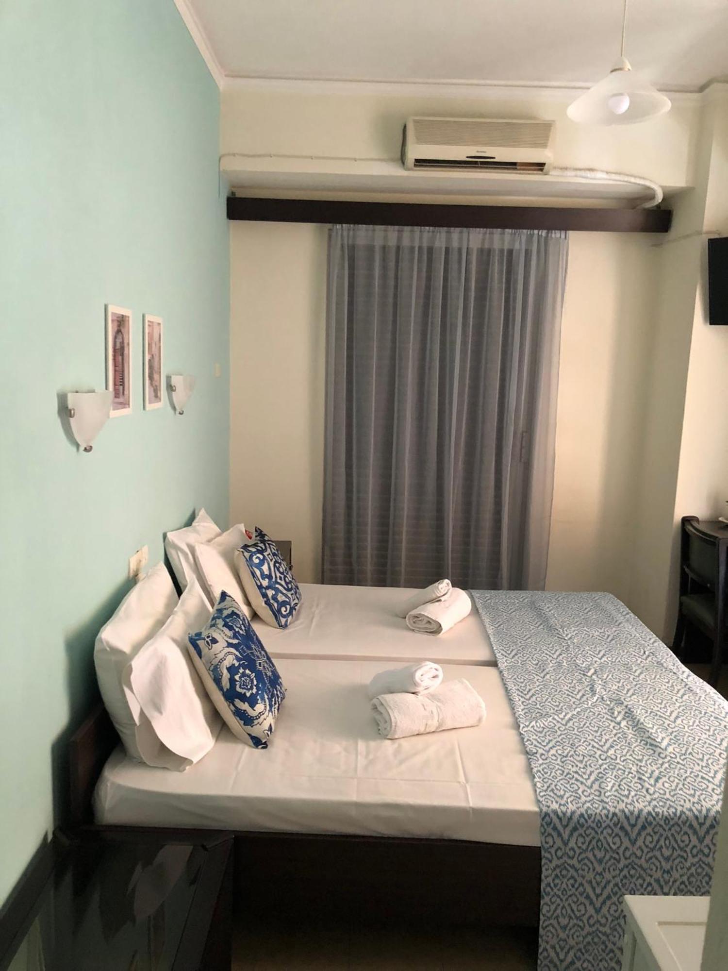 Kekrops Hotel 루트라 에디프수 외부 사진