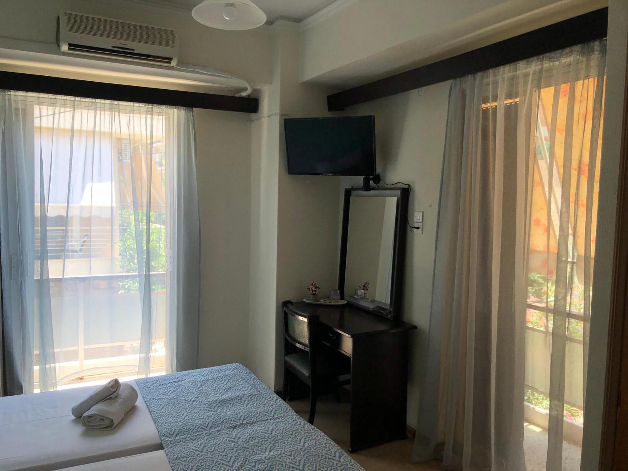 Kekrops Hotel 루트라 에디프수 외부 사진