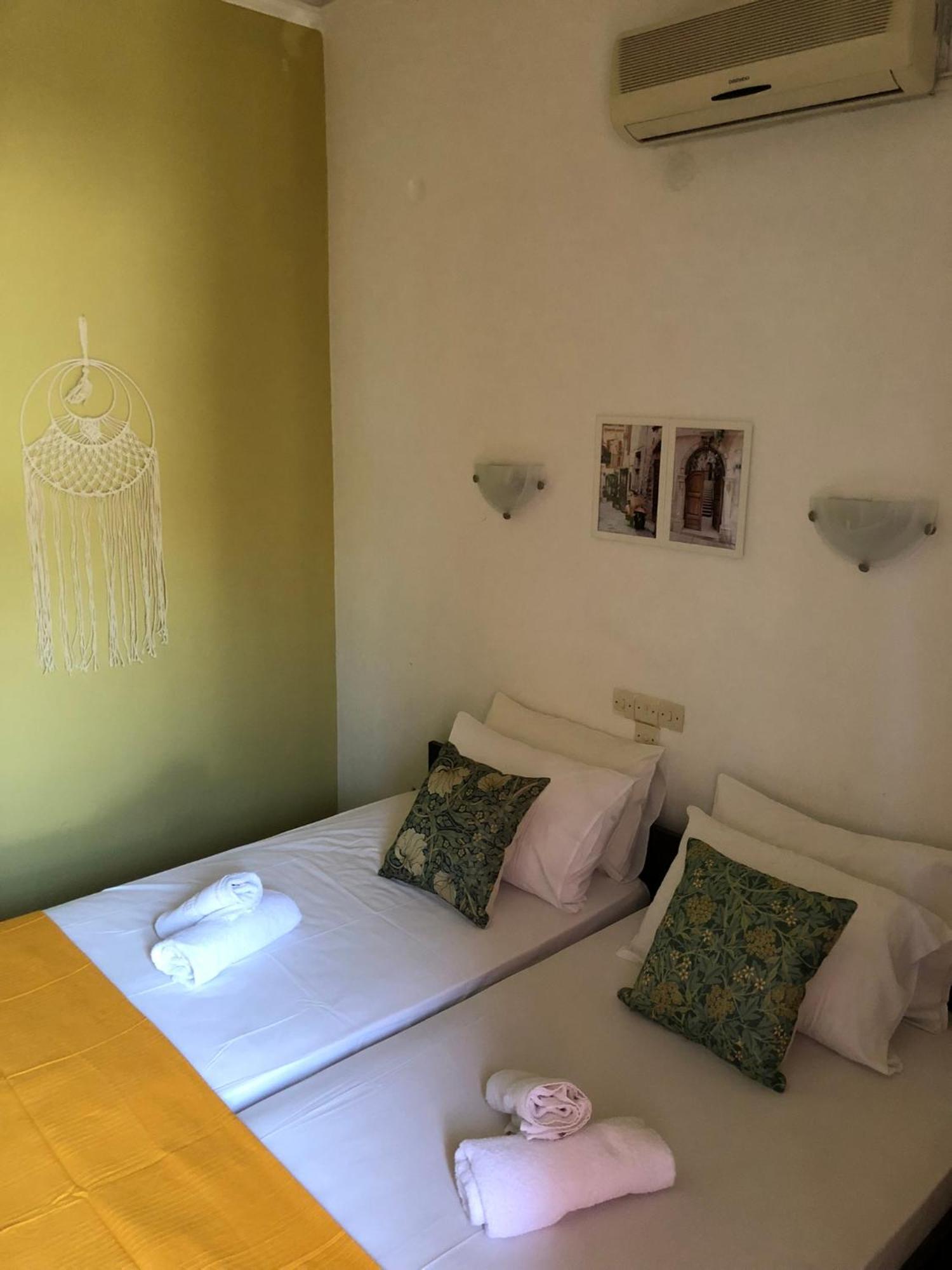 Kekrops Hotel 루트라 에디프수 외부 사진
