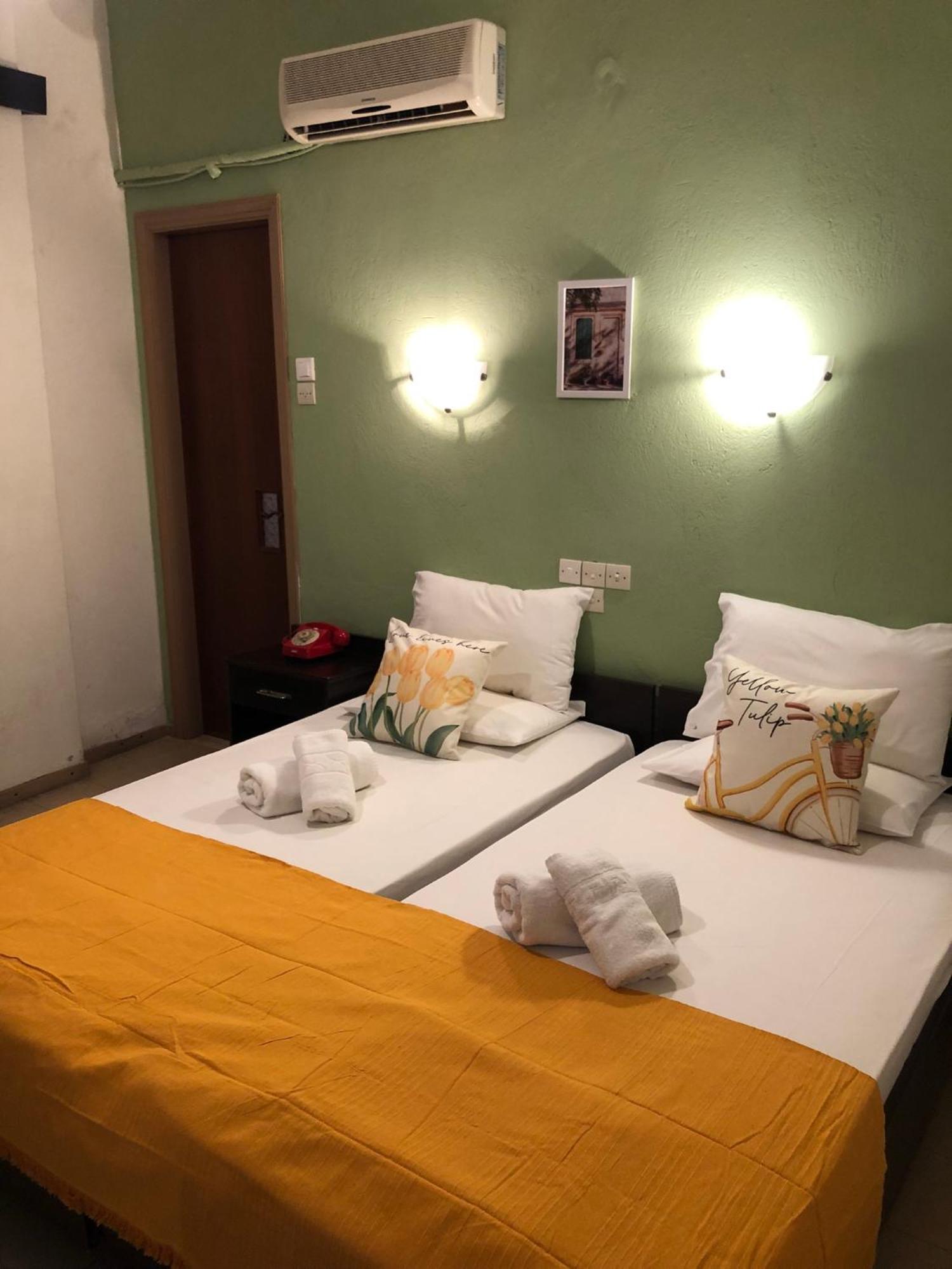 Kekrops Hotel 루트라 에디프수 외부 사진
