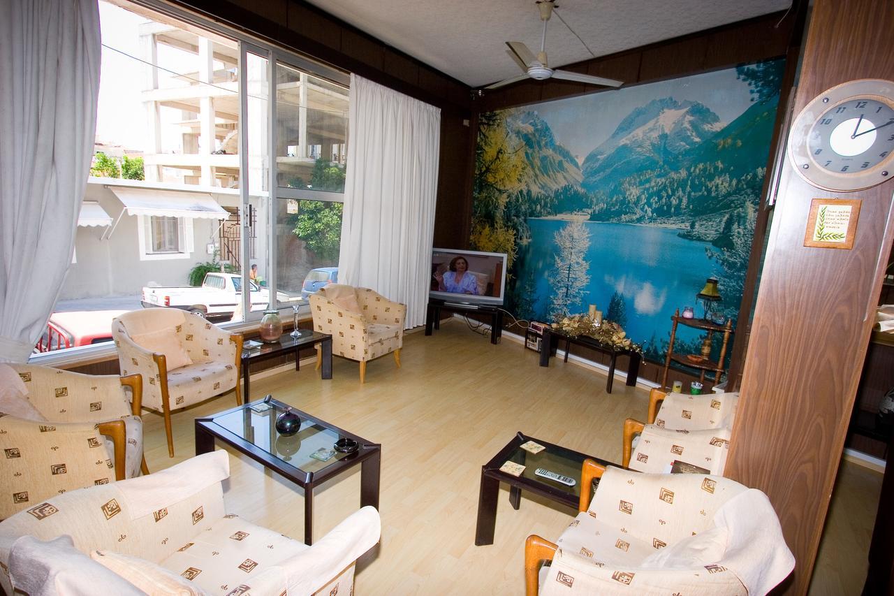 Kekrops Hotel 루트라 에디프수 외부 사진